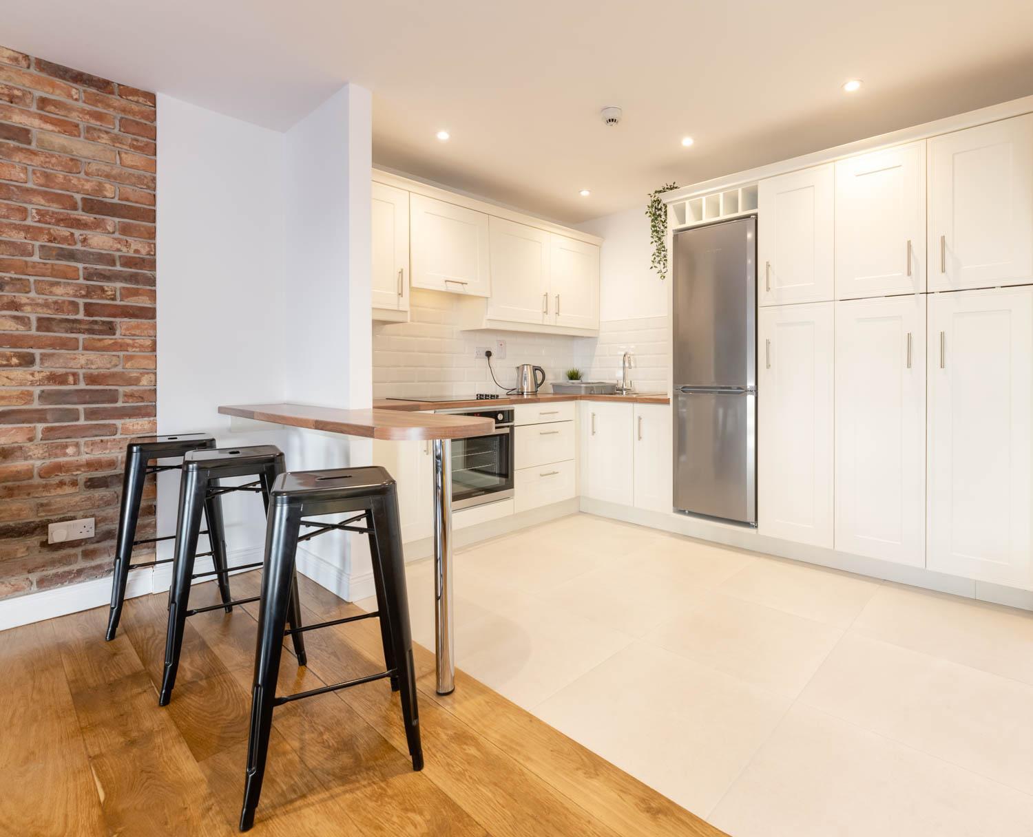 Modern Canal View Home, In City Centre, Sleeps 8 Galway Exterior foto